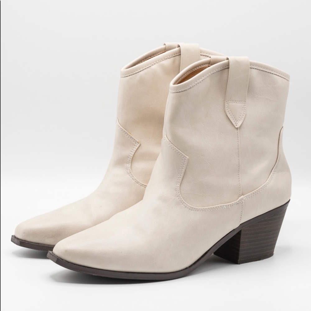 Target Universal Thread Ankle Boots Ivory Sz 11